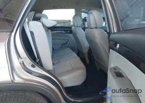 2013 Kia Sorento Lx из США, поврежденный, VIN 5XYKT3A65DG424164